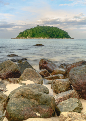 Ya-Nui Beach Island View