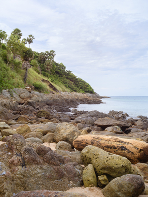 Ya-nui rock beach shore 2