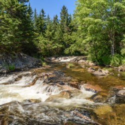 Ledge Falls Nesowadnehunk stream