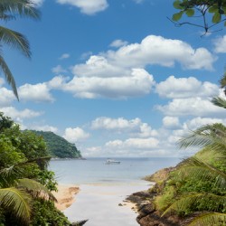 Ya-Nui beach lookout