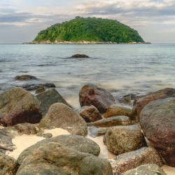 Ya-Nui Beach Island View