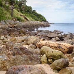 Ya-nui rock beach shore 2