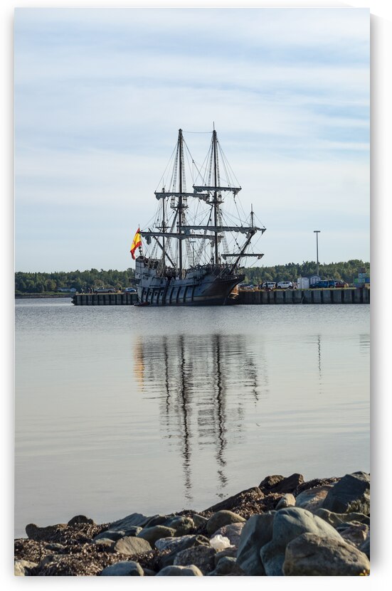 El Galeon tall ship from Spain by Justin Richard Batten