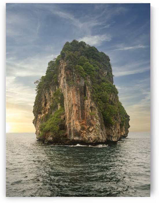 An island of Ko Phi Phi by Justin Richard Batten