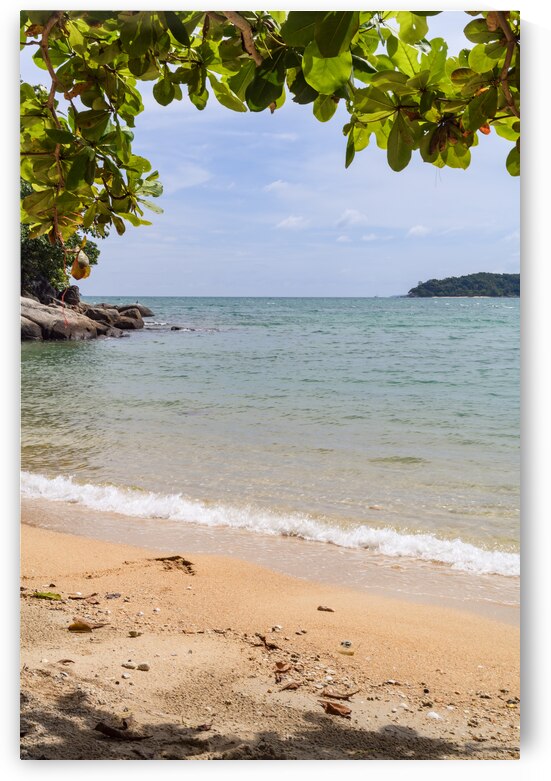 Rawai beach with island view by Justin Richard Batten
