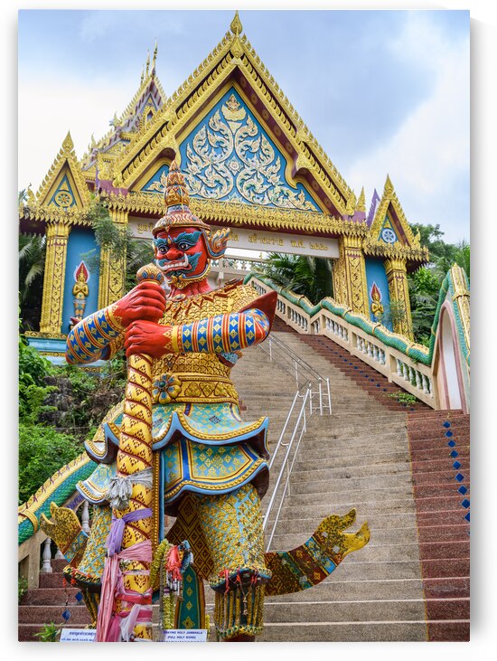 Wat Khao Rang Temple entrance by Justin Richard Batten