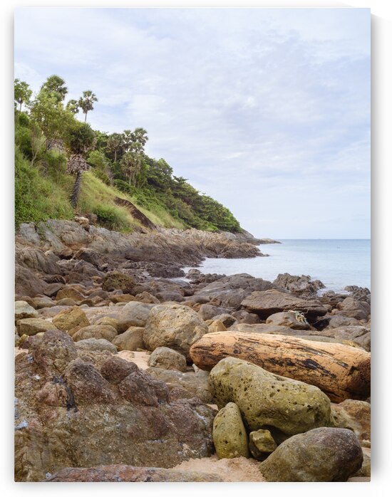 Ya-nui rock beach shore 2 by Justin Richard Batten