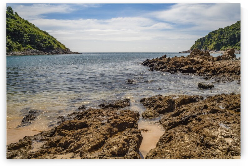 Ya-Nui beach island view - 2 by Justin Richard Batten