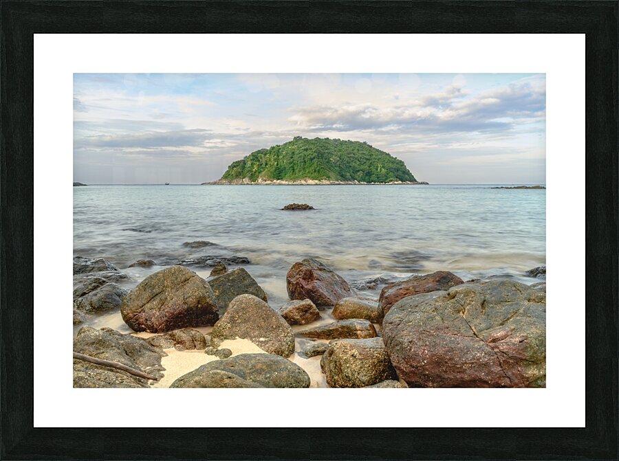 Ya-nui rock beach island 2 Picture Frame print