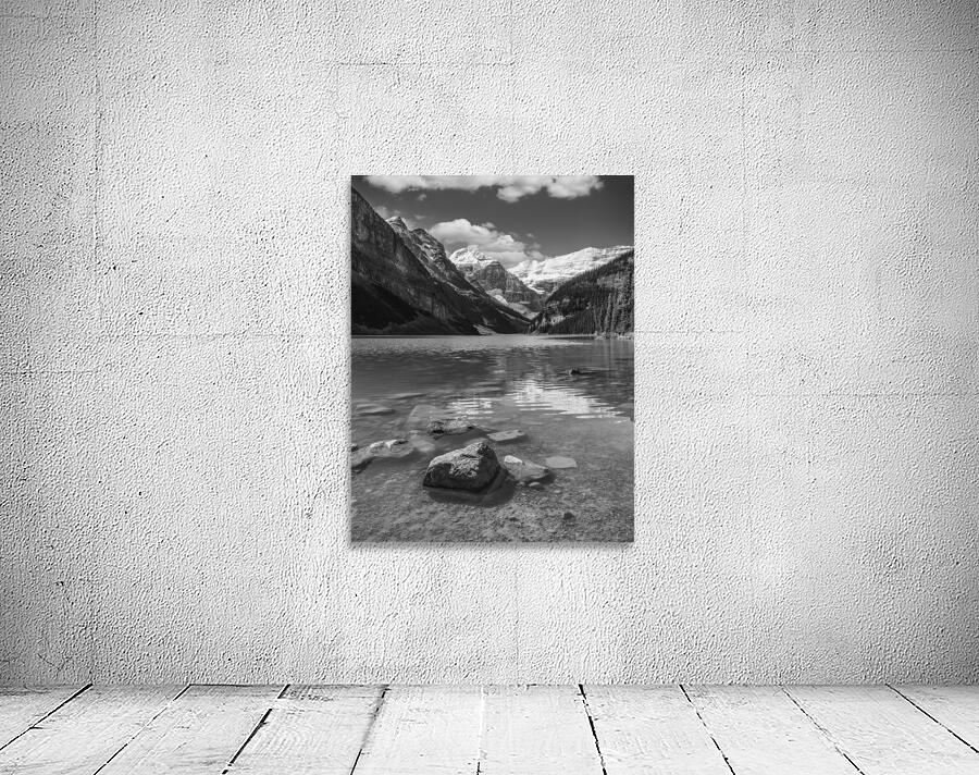Lake Louise in black and white Wall Preview