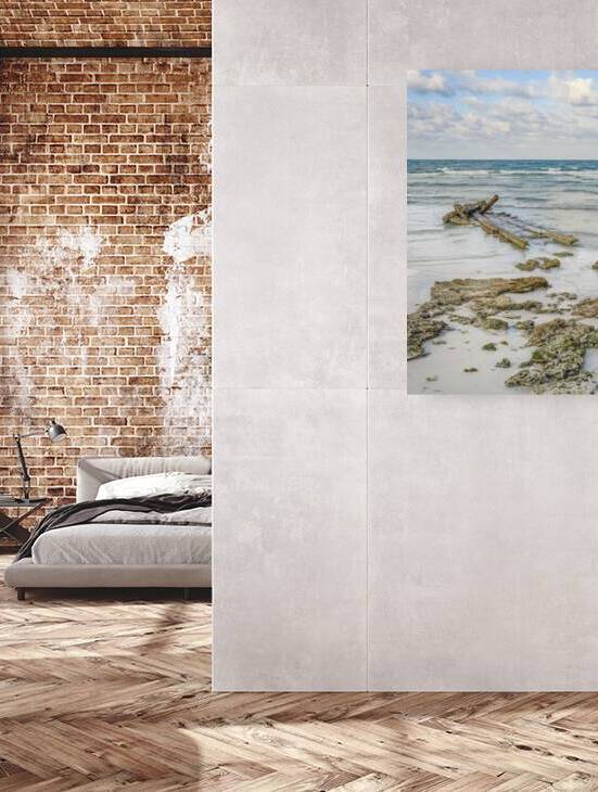 Cuban beach shipwreck by Justin Richard Batten